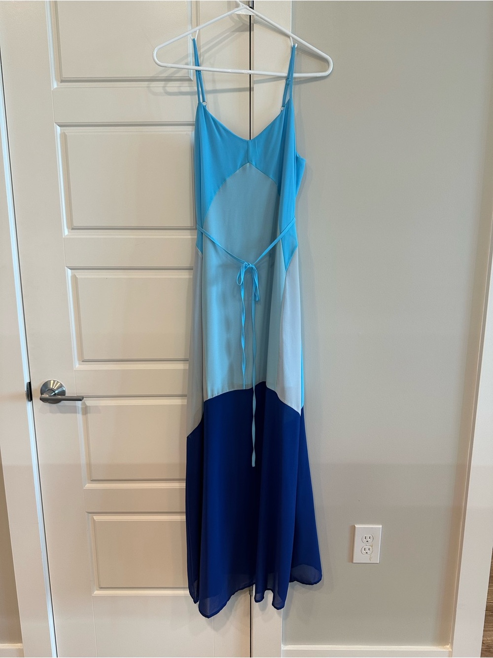 She + Sky Blue Tone Colorblock Maxi Dress
